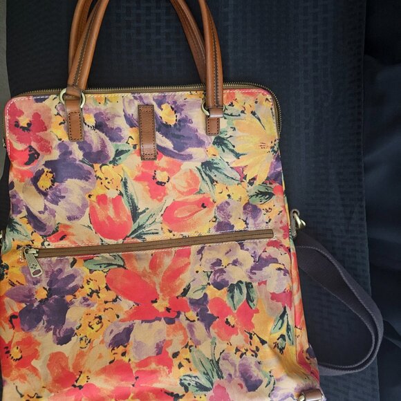 Patricia Nash Coated Canvas Trapani Convertible Backpack  - Rainforest Print - Picture 4 of 12